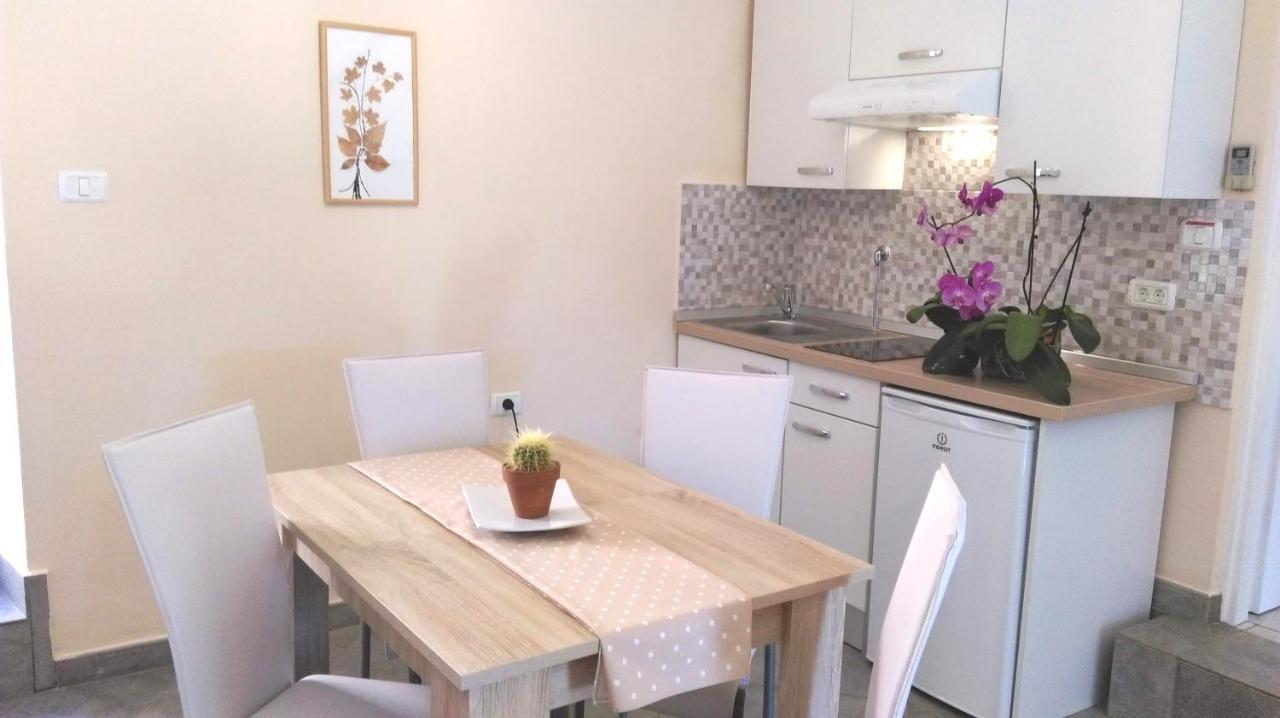 Apartment Ivan Пула Екстер'єр фото