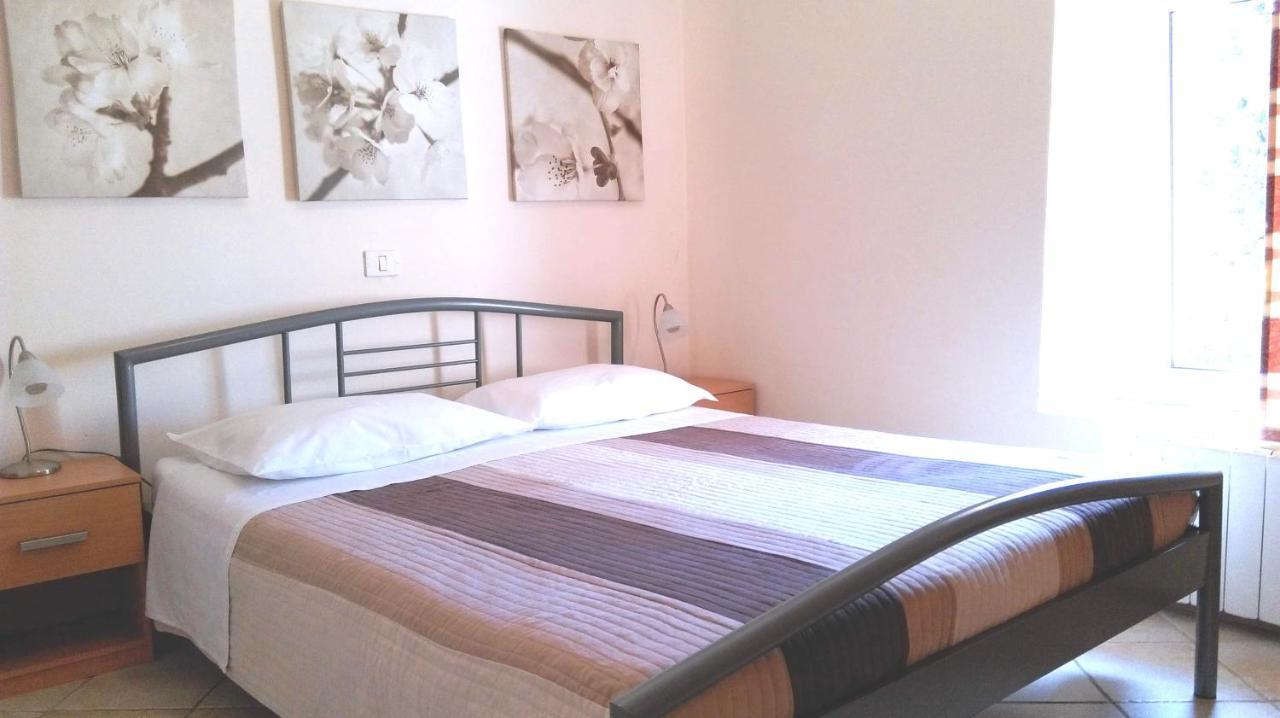 Apartment Ivan Пула Екстер'єр фото